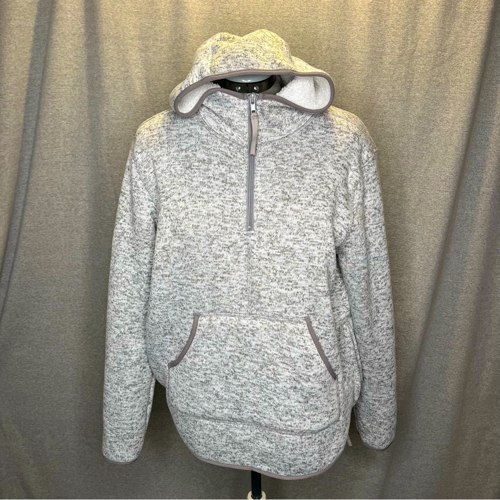 Thread & supply gray white Sherpa fleece sweater pullover 1/4 zip